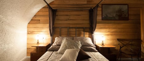1 chambre, fer et planche à repasser, Wi-Fi gratuit, draps fournis
