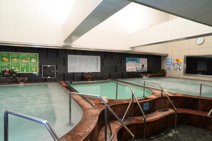 Pool - Nikoh Capsule Hotel Refre - Hostel - Caters to Men (Sapporo)