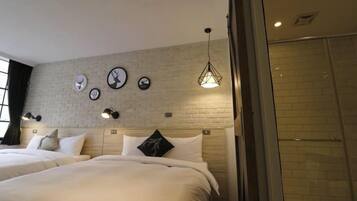 Standard Quadruple Room (Nordic) | Desk, blackout drapes, soundproofing, free WiFi