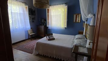 3 camere, ferro/asse da stiro, Wi-Fi gratuito, lenzuola