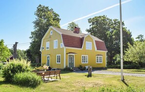 Exterior - Nice home in Växjö with kitchen (Växjö)