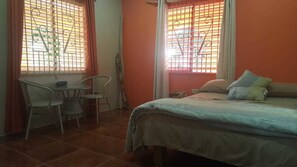Comfort Room, 1 Queen Bed with Sofa bed