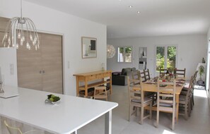 Dining - Gorgeous home in Montélimar (Montélimar)