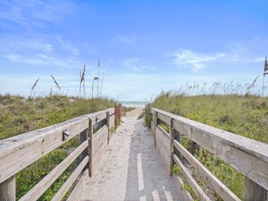 Una playa cerca