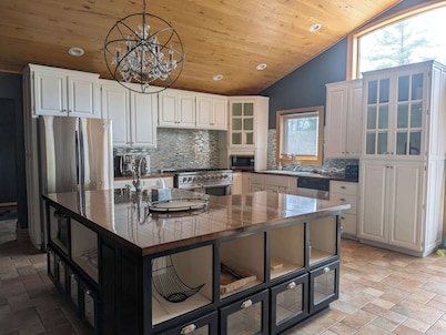 Beautifully Remodeled Lakefront Home