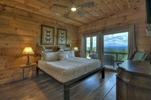 4 bedrooms, Internet, bed sheets