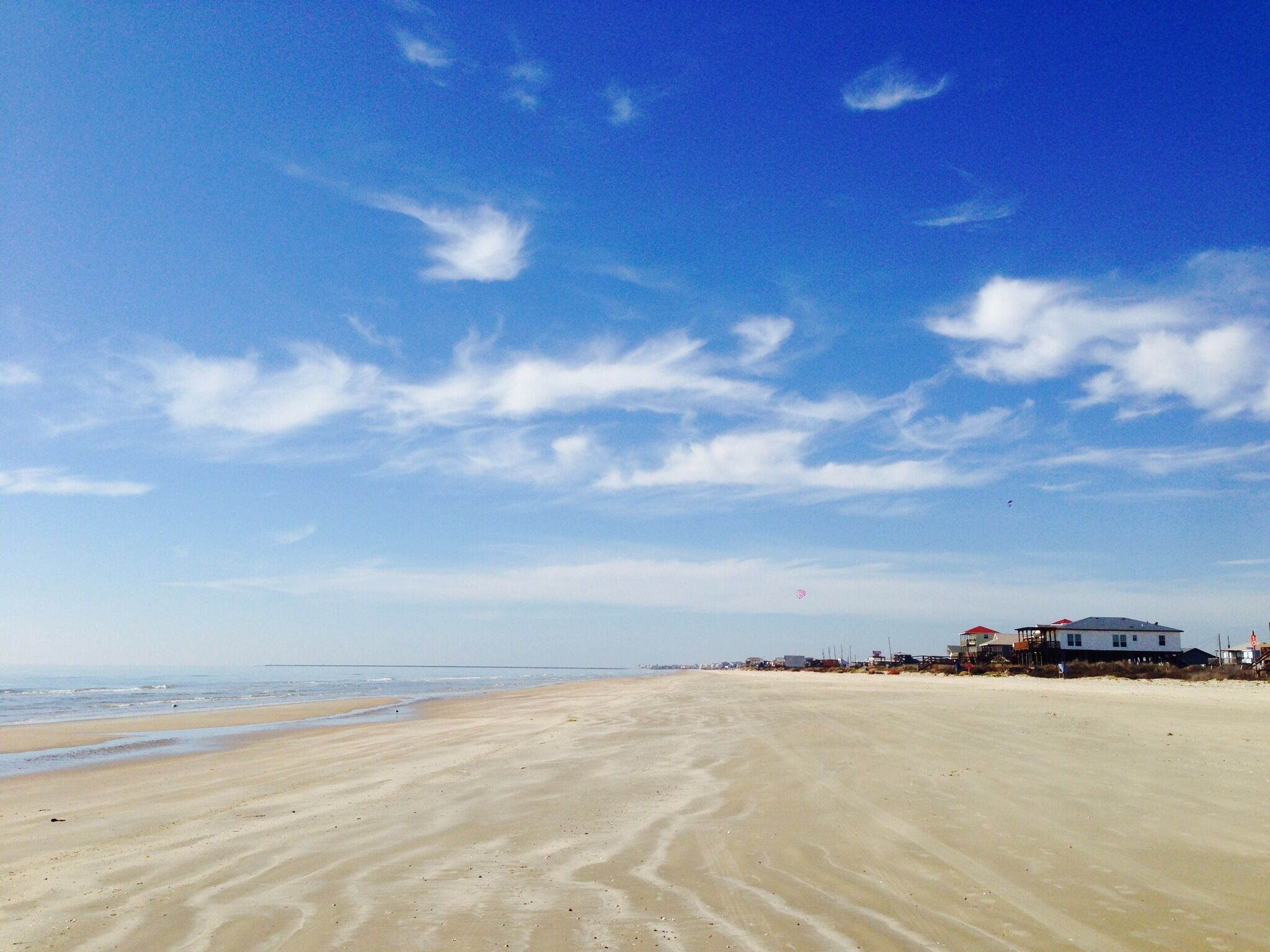 Beach nearby, sun loungers