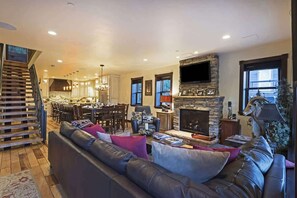 TV, fireplace, offices