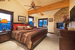 3 habitaciones, tabla de planchar con plancha y wifi gratis 