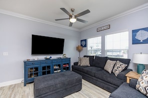 Smart TV, DVD player