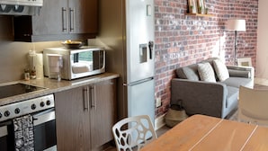 Exclusive-Suite, 1 Schlafzimmer, Balkon, Bergblick | Eigene Küche | Wasserkocher mit Kaffee-/Teezubehör, Kühlschrank, Mikrowelle