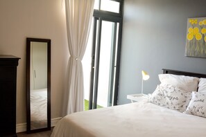 Exclusive Suite, 1 Bedroom, Balcony, Mountain View