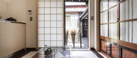 Quarto (RAIJIN) | Área de estar