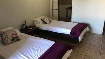 1 bedroom, premium bedding, desk, free WiFi