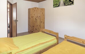 1 Schlafzimmer, Reisekinderbett, Internetzugang