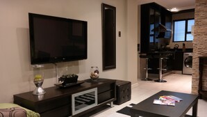 Living room - Baypoint Suite 1 (Cape Town)