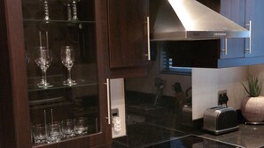 Private kitchen - Baypoint Suite 1 (Cape Town)