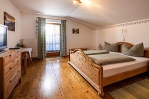 3 Schlafzimmer, Internetzugang, Bettwäsche