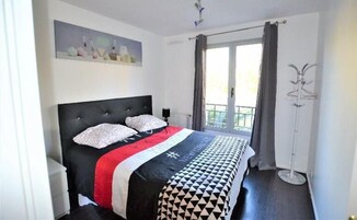 Ferros/tábuas de passar roupa, Wi-Fi de cortesia, roupa de cama