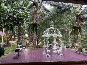 Breakfast, lunch, dinner served; local cuisine - Shong Hai Resort (Khiri Rat Nikhom)