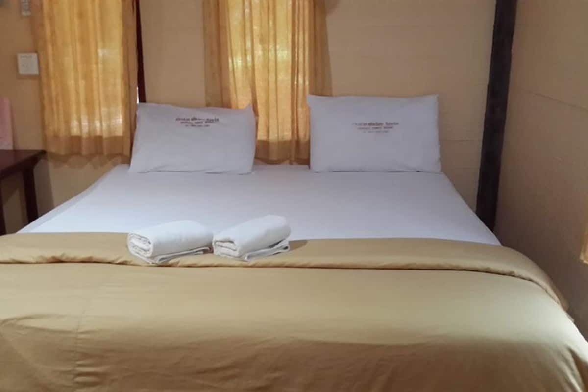 Habitación doble estándar | Wifi gratis y ropa de cama