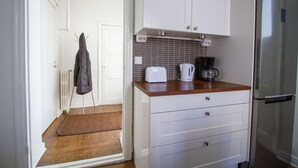 Superior Apartment, 2 Bedrooms, Non Smoking | Coffee and/or coffee maker - 2ndhomes Helsinki Fabianinkatu Apartment (Helsinki)