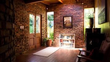 Family House, 3 Bedrooms, Park View, Garden Area | Room amenity