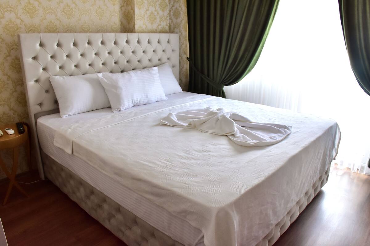 Romantic Double Room, 1 King Bed | Frette Italian sheets, premium bedding, down comforters