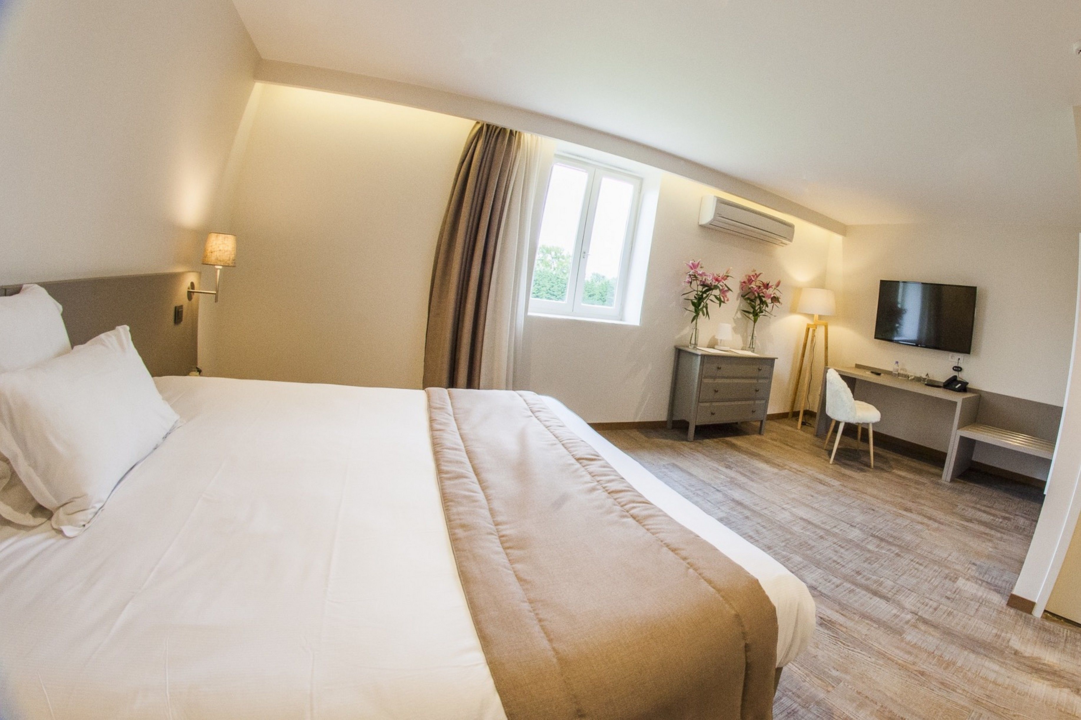 junior suite | premium bedding, in-room safe, individually decorated