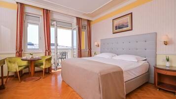 Coffres-forts dans les chambres, rideaux occultants