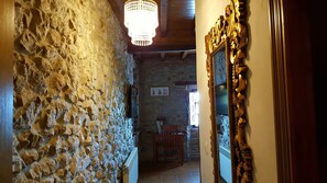 Kamer, 1 twee- of 2 eenpersoonsbedden | Babybedden (toeslag), gratis wifi, beddengoed