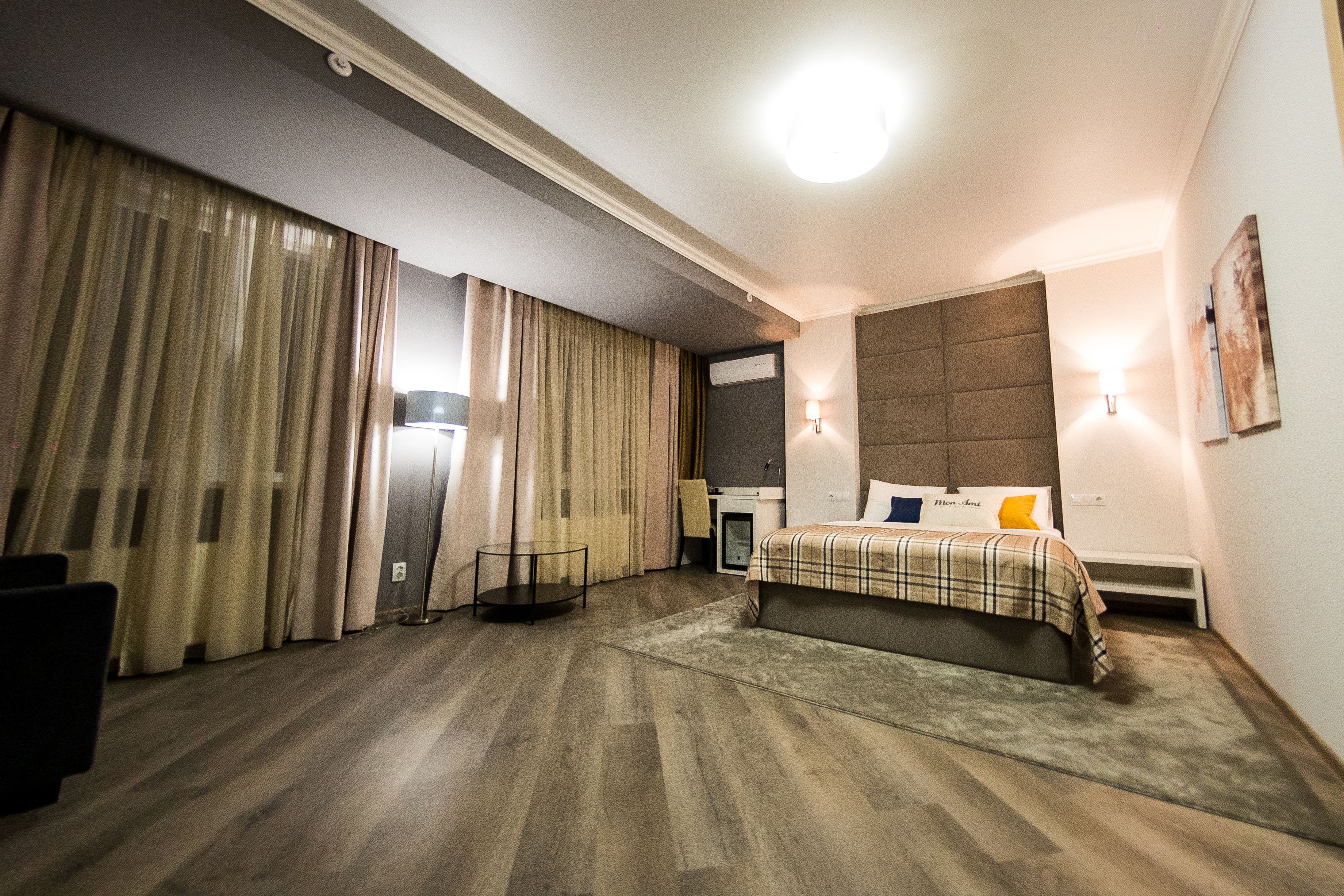 Foto - Mon Ami Villa