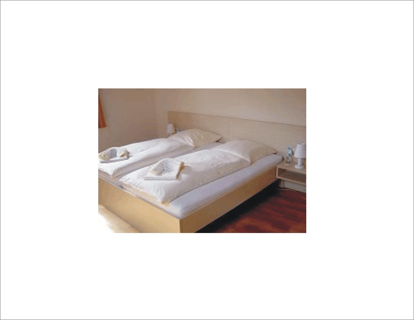 double room | in-room safe, individually furnished, desk, laptop workspace