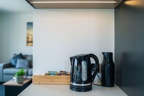 Superior appartement, 2 slaapkamers, keuken, uitzicht op bergen | Kamervoorziening