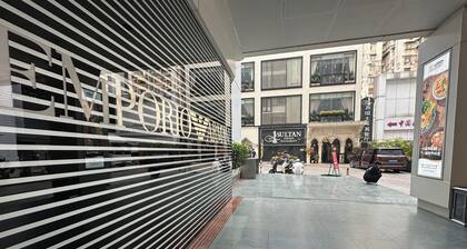 YOYO International Apartment