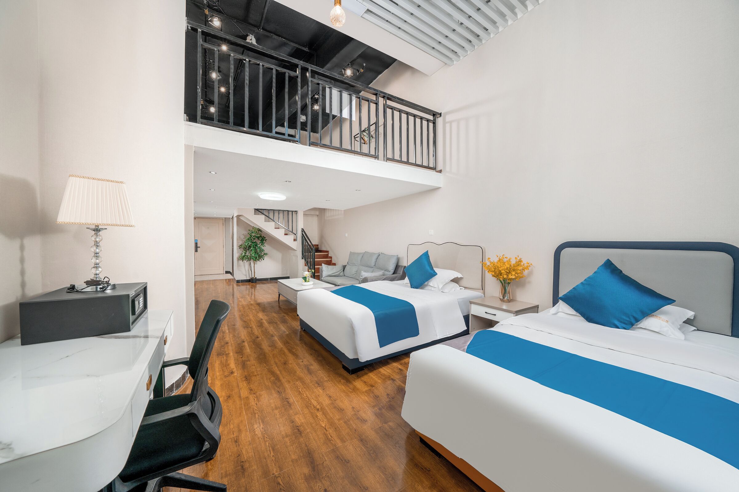 豪華複式房屋 | 高級寢具、羽絨被、迷你吧、房內夾萬