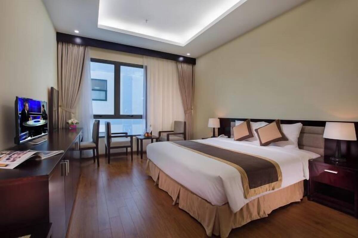 Minibar, in-room safe, desk, blackout curtains