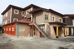 Exterior - Cute Villa Hotel and Suites (Uyo)