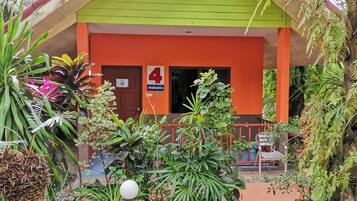 Suite | 1 bedroom, desk, free WiFi