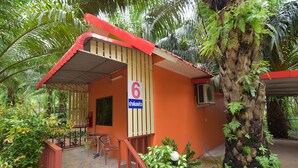 A small building with a red roof and a sign indicating room number 6. - Palm Kaew Resort Krabi (Krabi)
