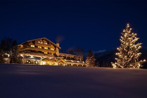 Fasade – kveld/natt