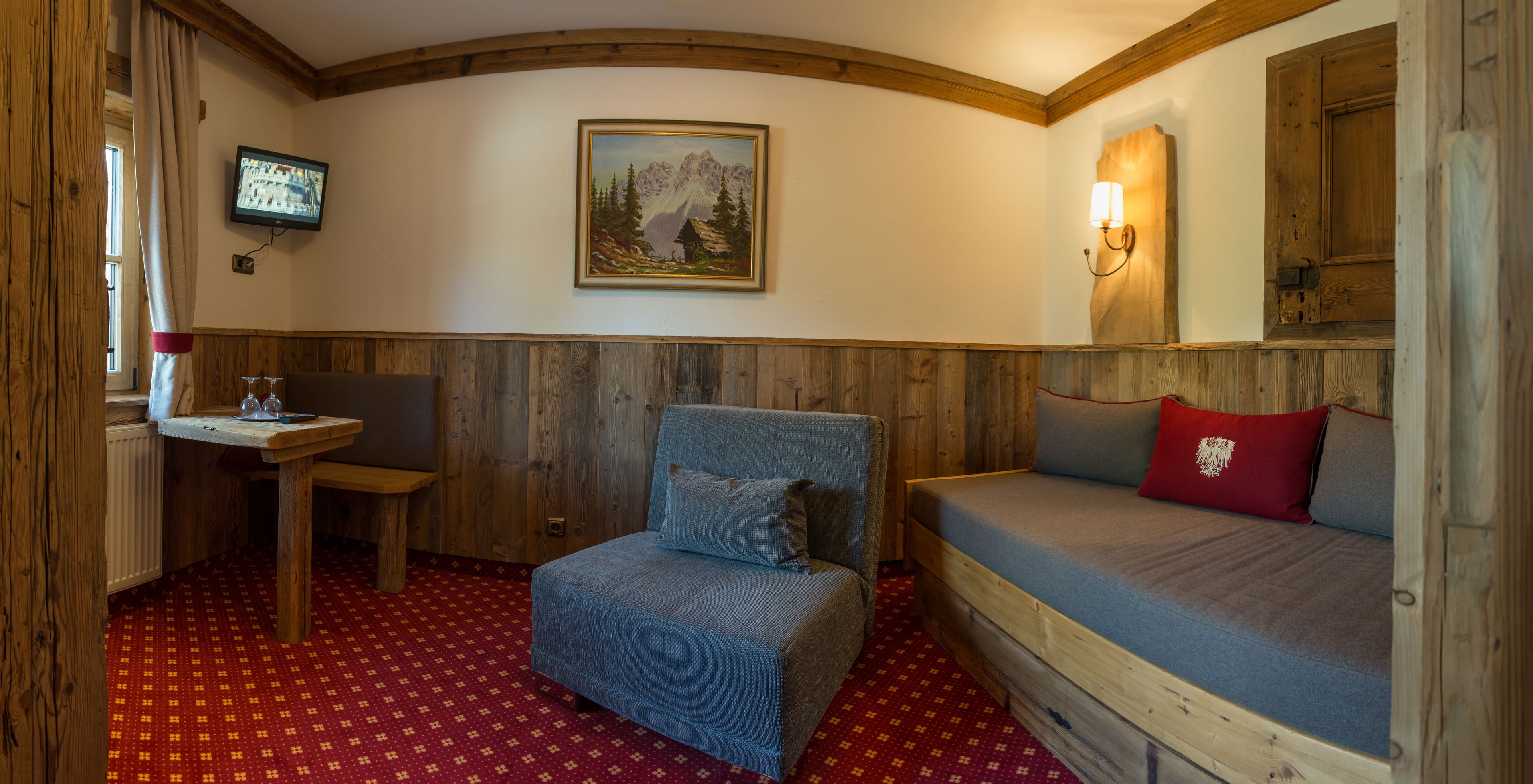 junior suite, balcony | premium bedding, in-room safe, desk, blackout curtains