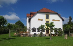 Exterior - Hotel Schwartze (Weimar)