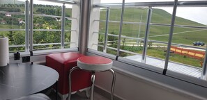 Comfort Studio Suite | Soundproofing, iron/ironing board, free WiFi, bed sheets