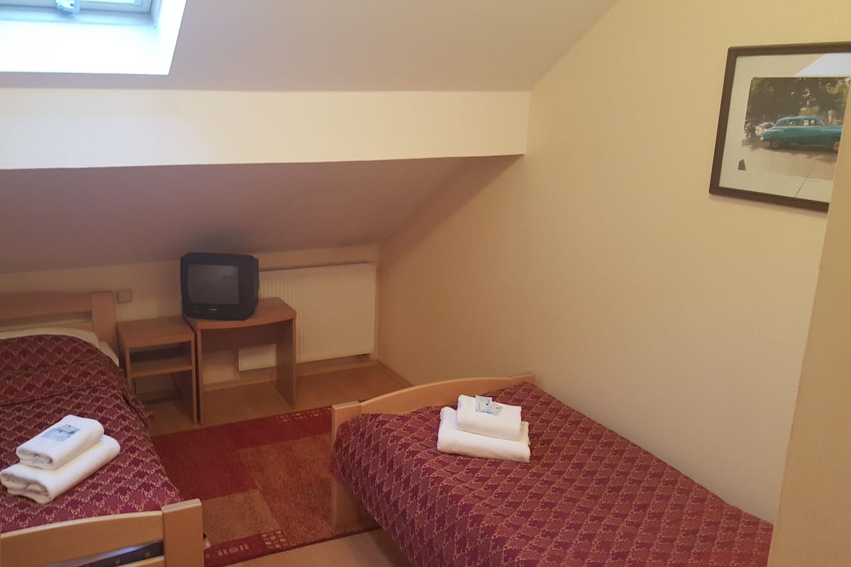Economy-Zweibettzimmer