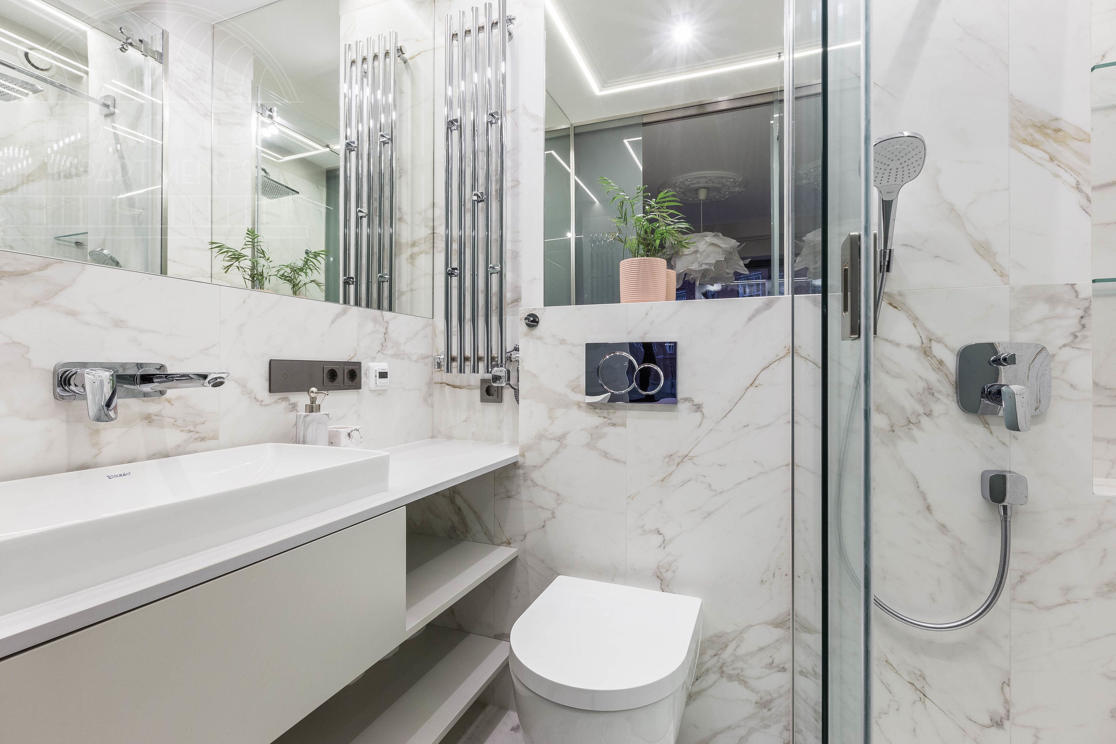 presidential apartment, 1 bedroom, non smoking, kitchen | bathroom | shower, free toiletries, hair dryer, towels