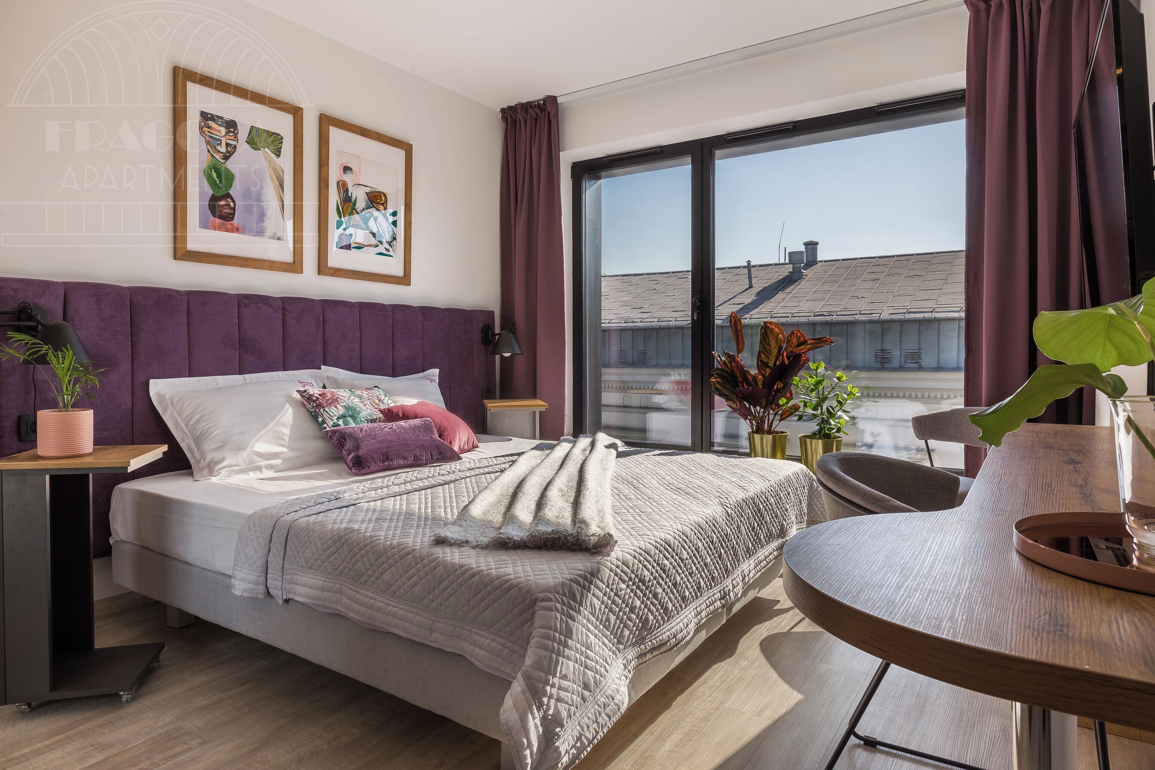 Literie de qualité supérieure, décoration personnalisée, bureau