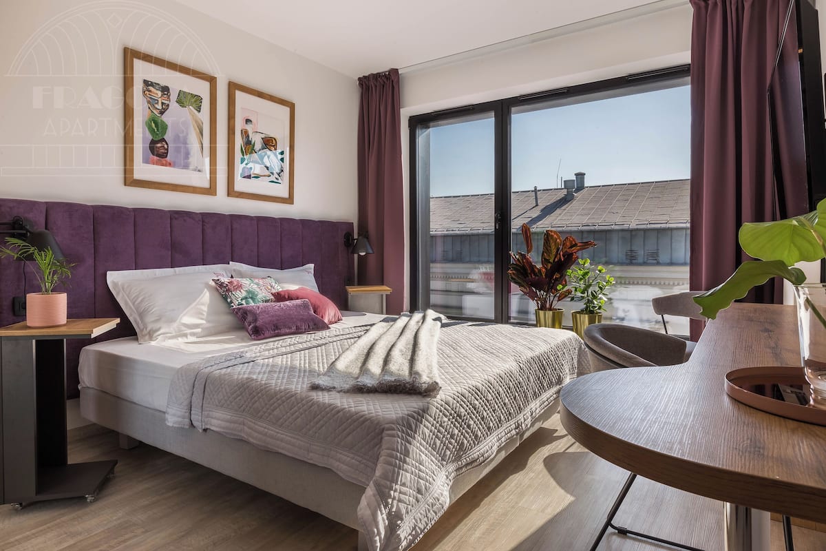 Premium bedding, individually decorated, desk, blackout drapes