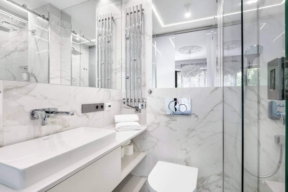 Departamento presidencial, 1 habitación, para no fumadores, cocina | Baño | Regadera, amenidades de baño gratuitas, secadora de cabello, toallas