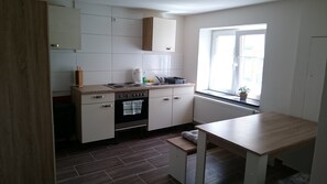 Apartemen, Beberapa Tempat Tidur, Bebas Asap Rokok | Dapur pribadi | Lemari es, oven, kompor, dan mesin pembuat kopi/teh